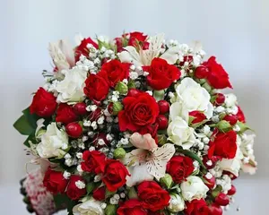 Flower Etiquette - How to Choose and Send the Right Bouquet at the Right Time (Flower Etiquette Explained, Bringing You a Wonderful Experience of Traditional Culture)