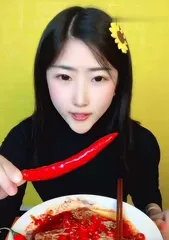 Is it safe to eat chili peppers raw? (Foods not to overindulge in, pay attention to your physical condition)
